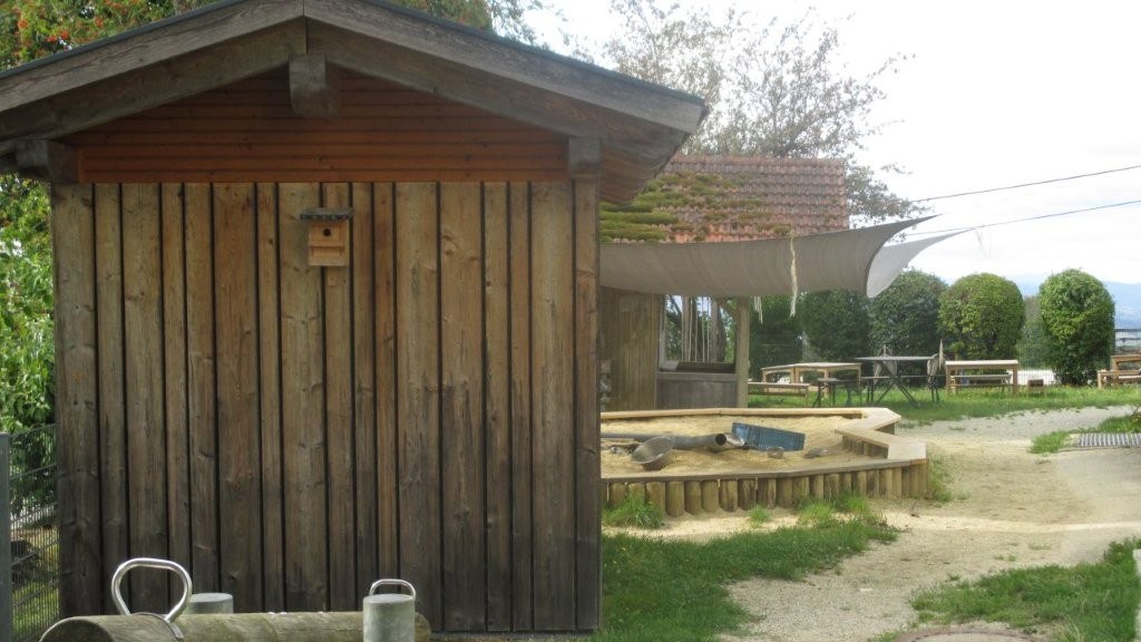 Spielhütte